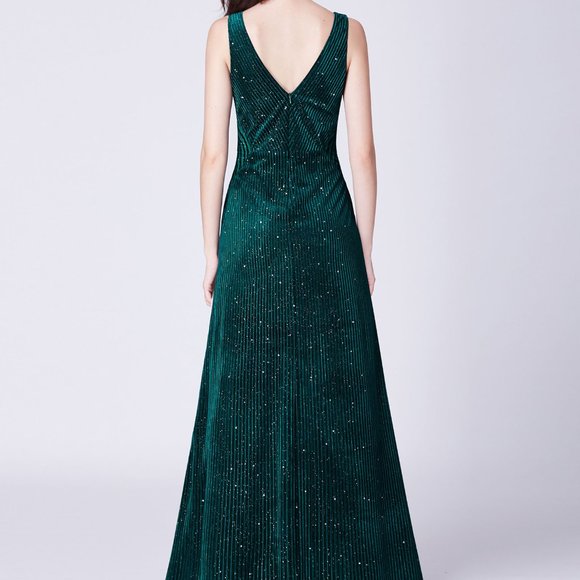 New Green Velvet Pleaded Evening Prom Dresses. - Picture 3 of 12